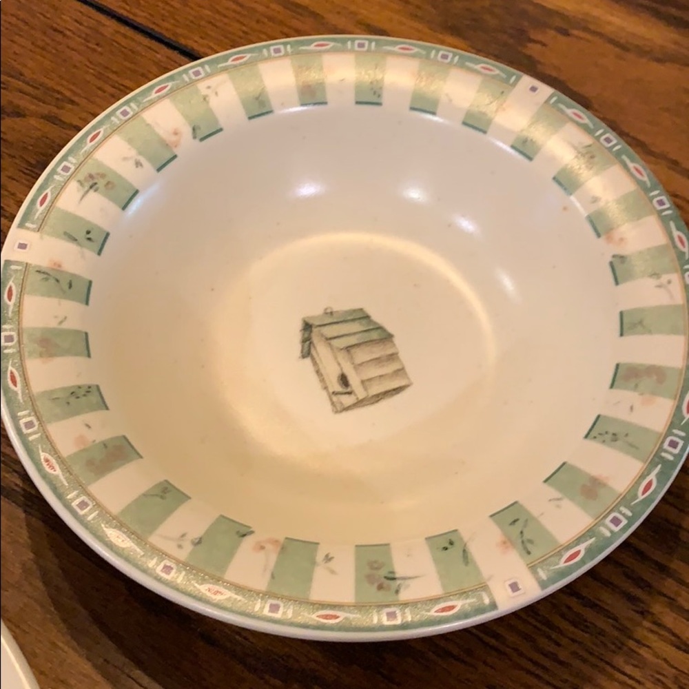 Pfaltzgraff 4 pc. place setting.. - Picture 3 of 4